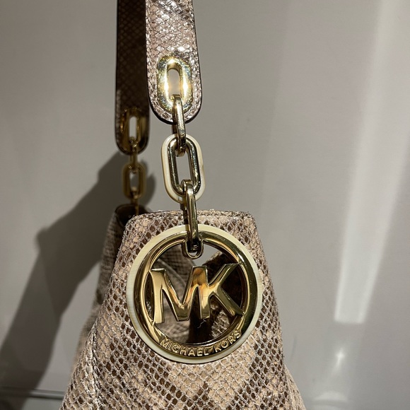 MICHAEL KORS Hobo shoulder bag. Stunning!! Like new - Picture 1 of 4